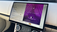 Land Rover Range Rover 3.0 D300 SE 4dr Auto Diesel Estate